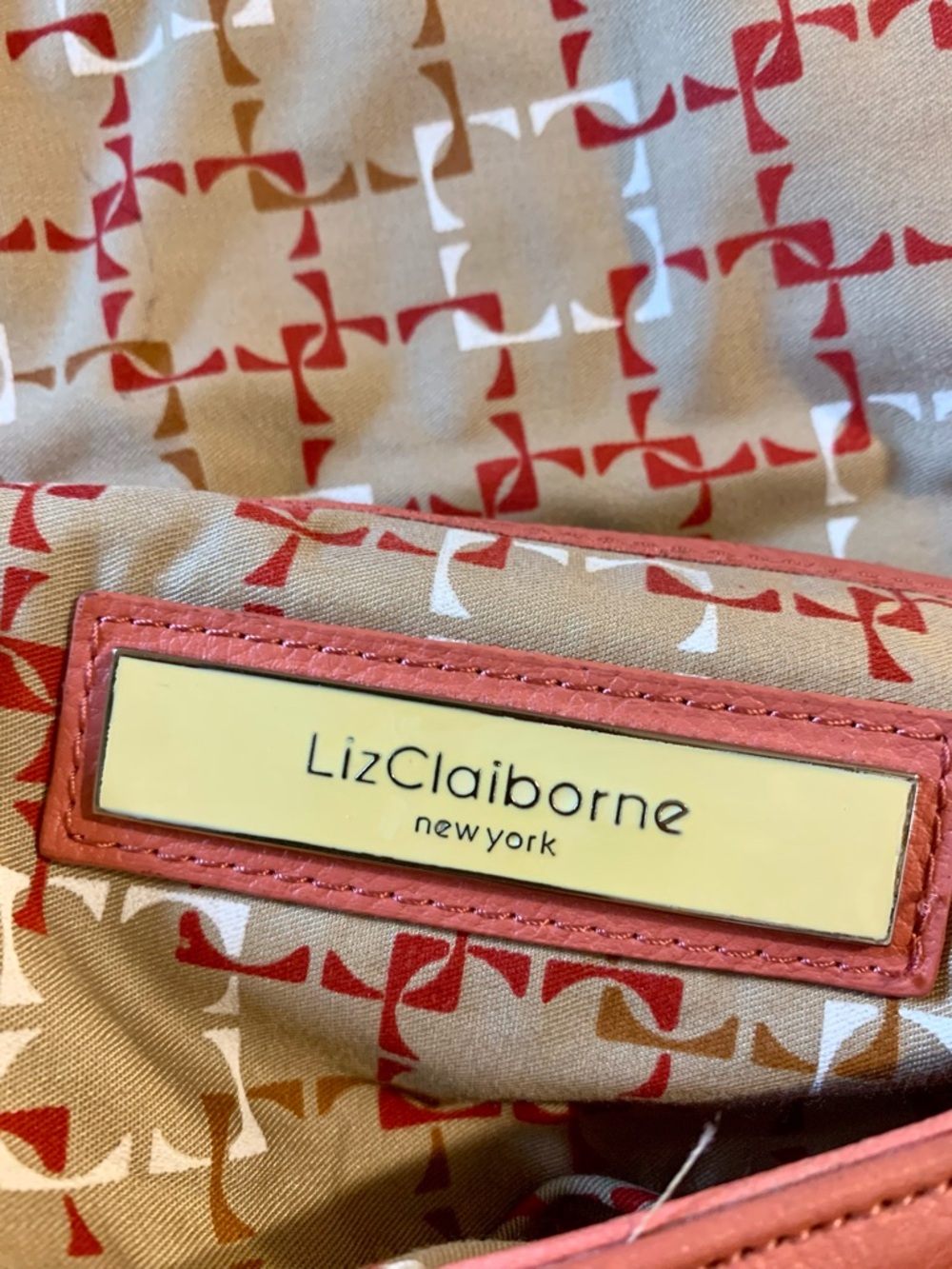 Vintage Liz Claiborne Coral Leather Shoulder Bag - Picture 7 of 12